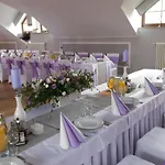 Goscinne U Klimosza Hotel *